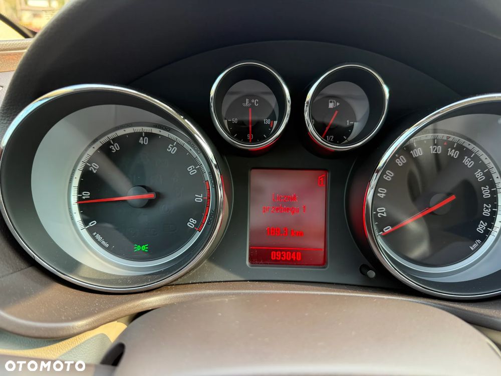 Opel Insignia 2.0 Turbo 4x4 Design Edition - 31