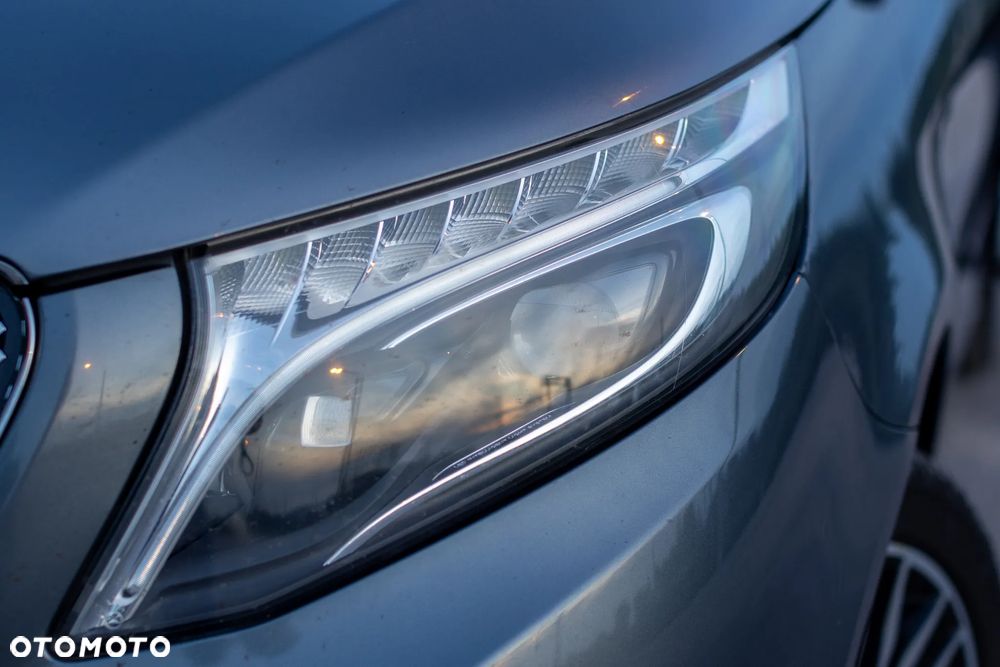 Mercedes-Benz Klasa V 220 (BlueTEC) d lang 7G-TRONIC Edition - 18