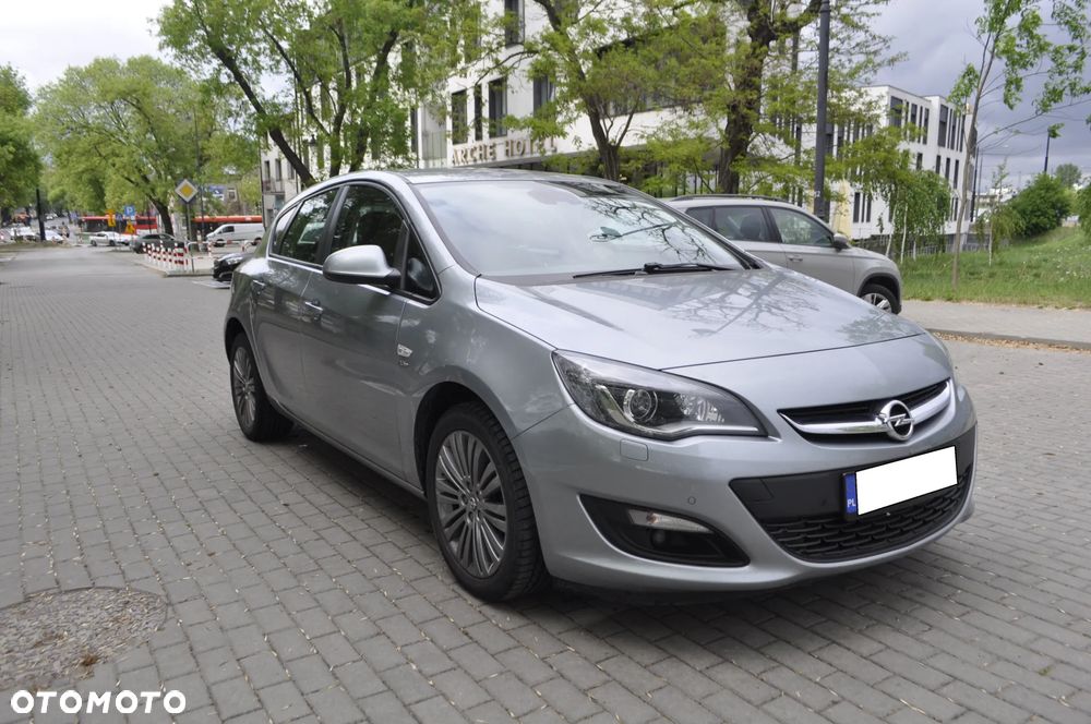 Opel Astra 1.4 T Cosmo - 3