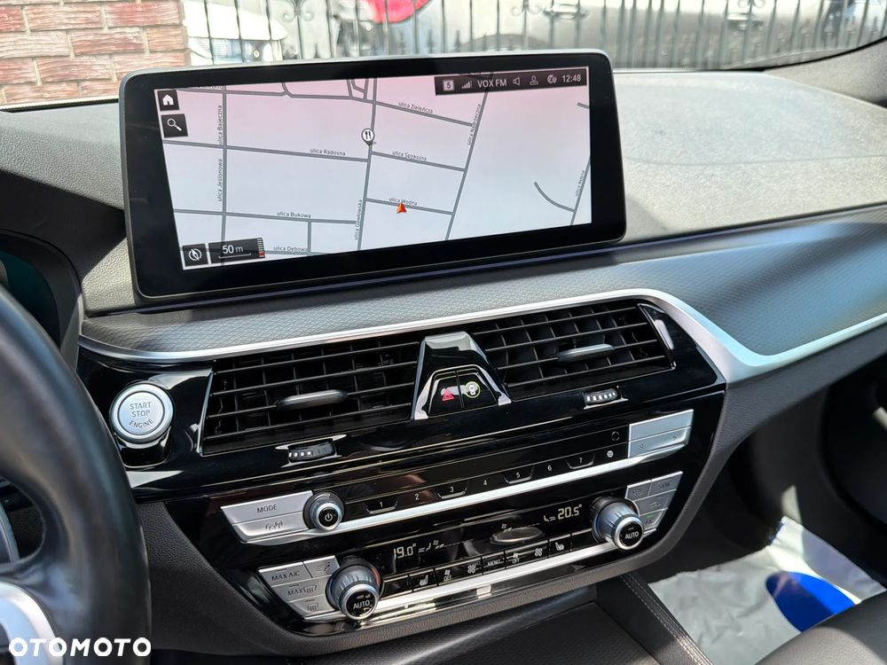 BMW Seria 5 520d xDrive MHEV M Sport sport - 16
