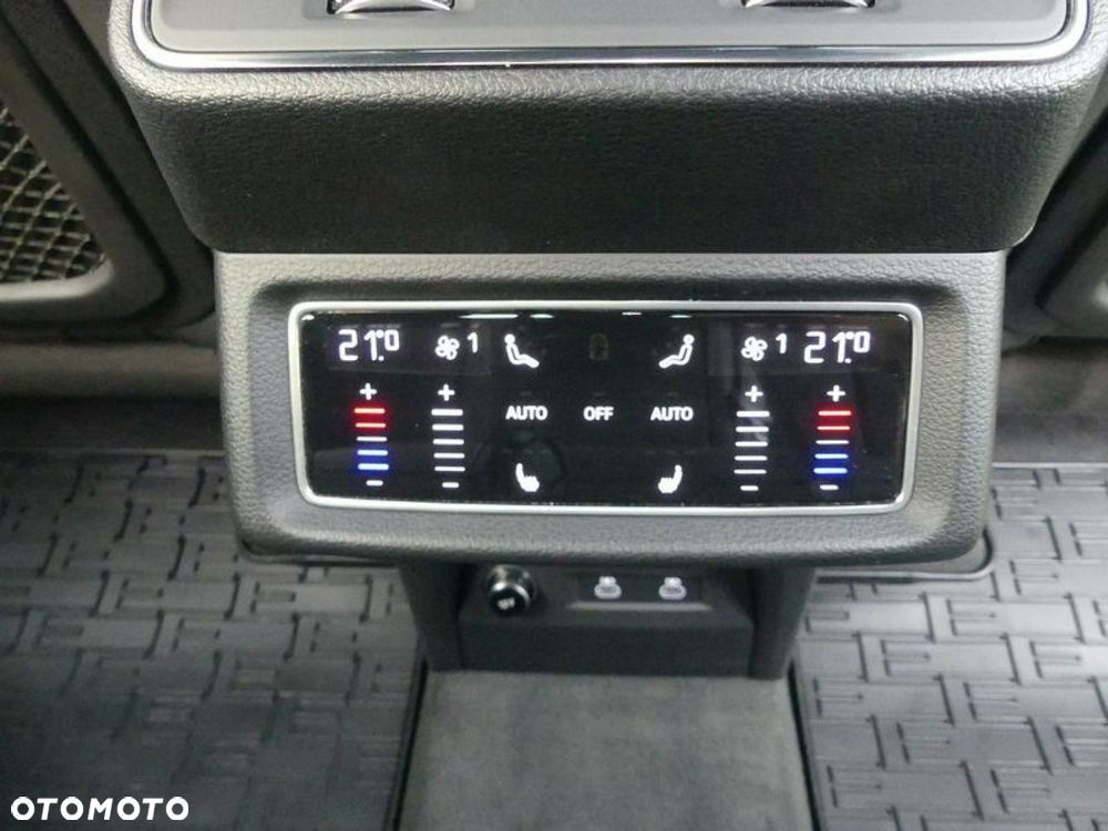 Audi e-tron Sportback - 10