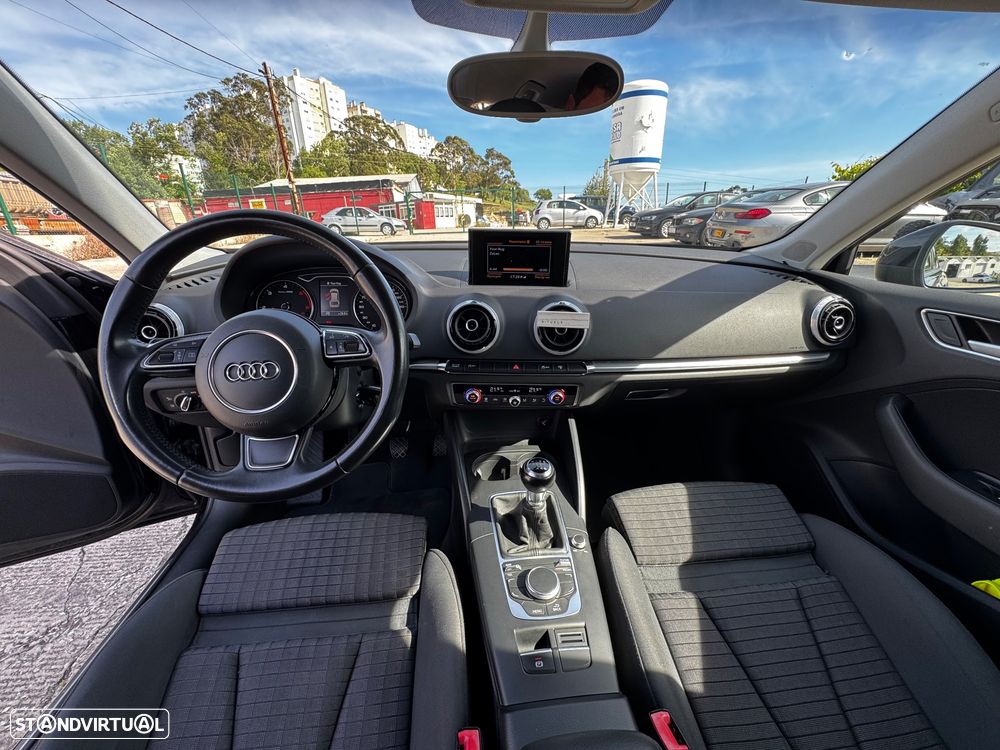 Audi A3 Sportback 1.6 TDI (clean diesel) S line Sport Pack - 9