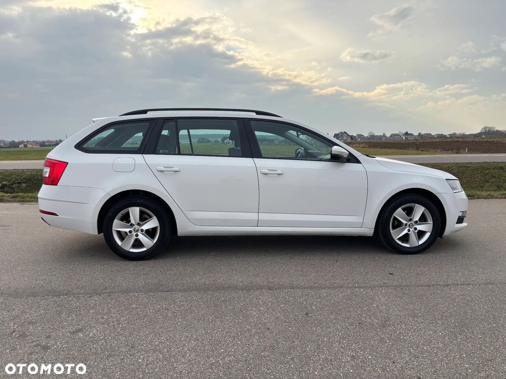 Skoda Octavia 1.6 TDI SCR Ambition - 7