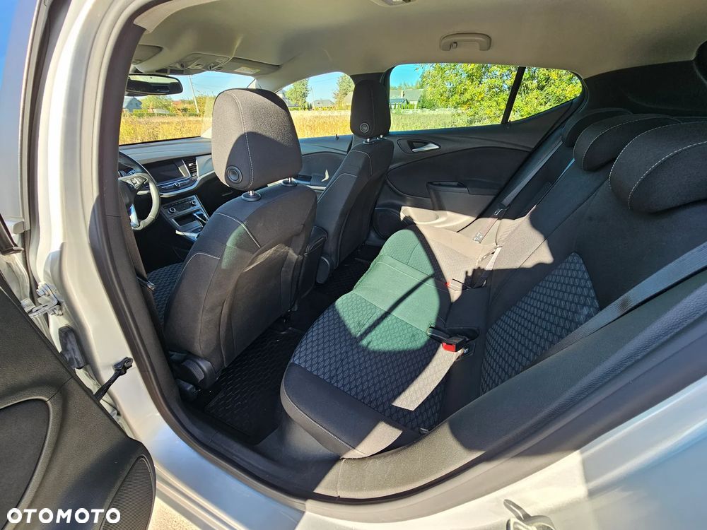 Opel Astra 1.5 CDTI Edition S&S - 10