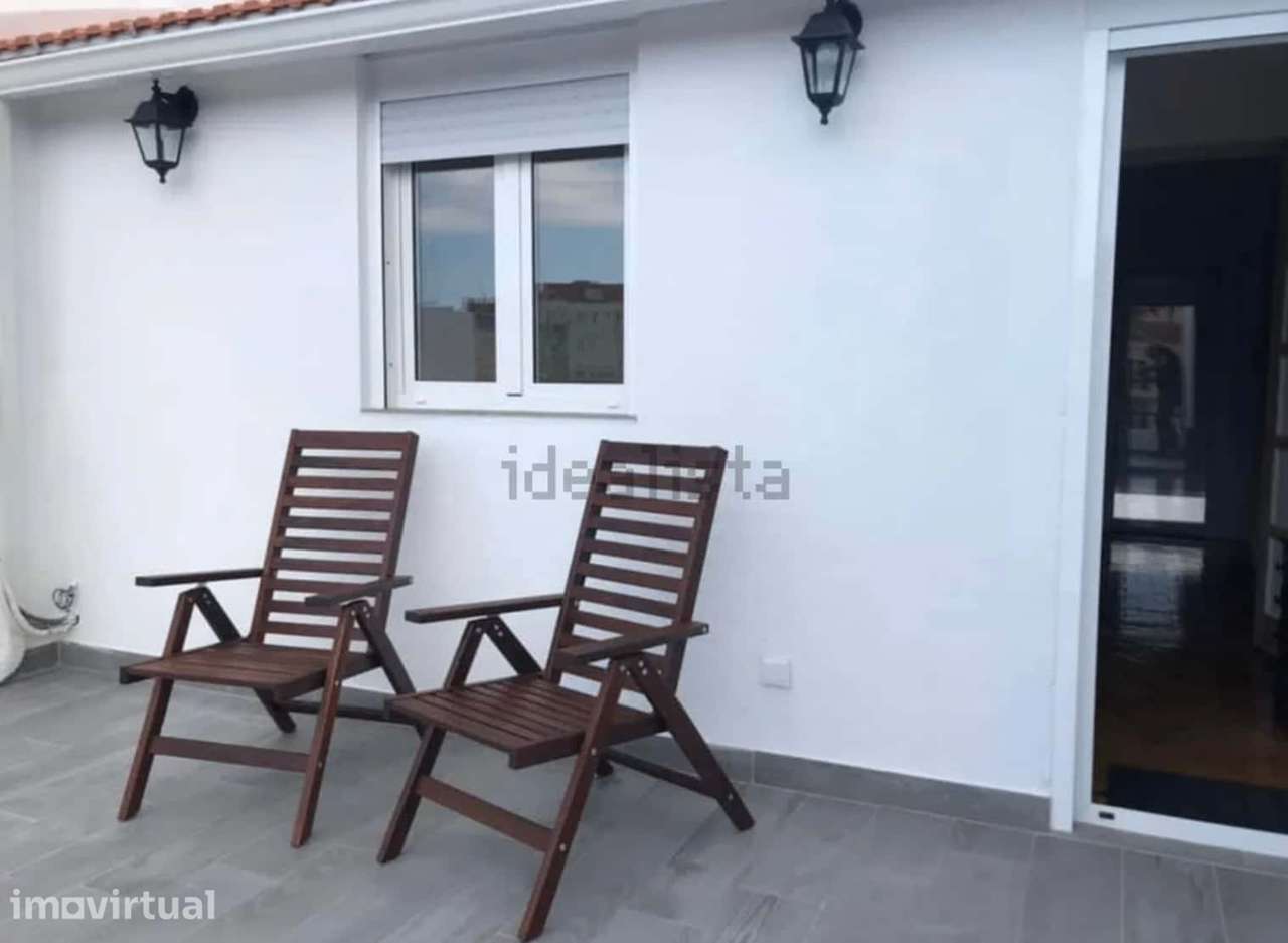 2BDR Duplex with terrace in Lisbon - Grande imagem: 5/16
