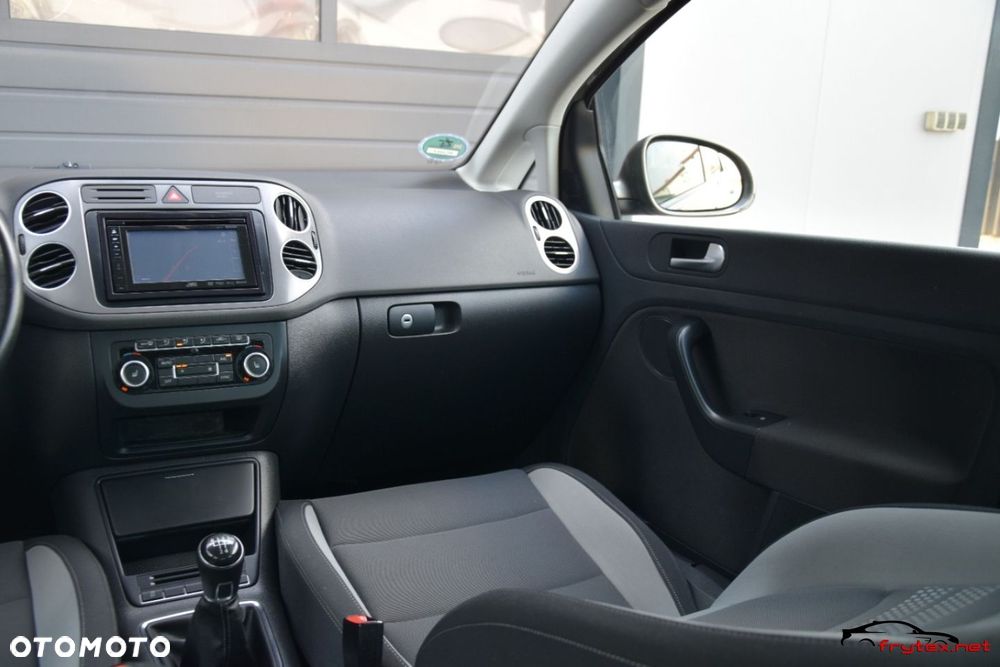 Volkswagen Golf Plus - 22