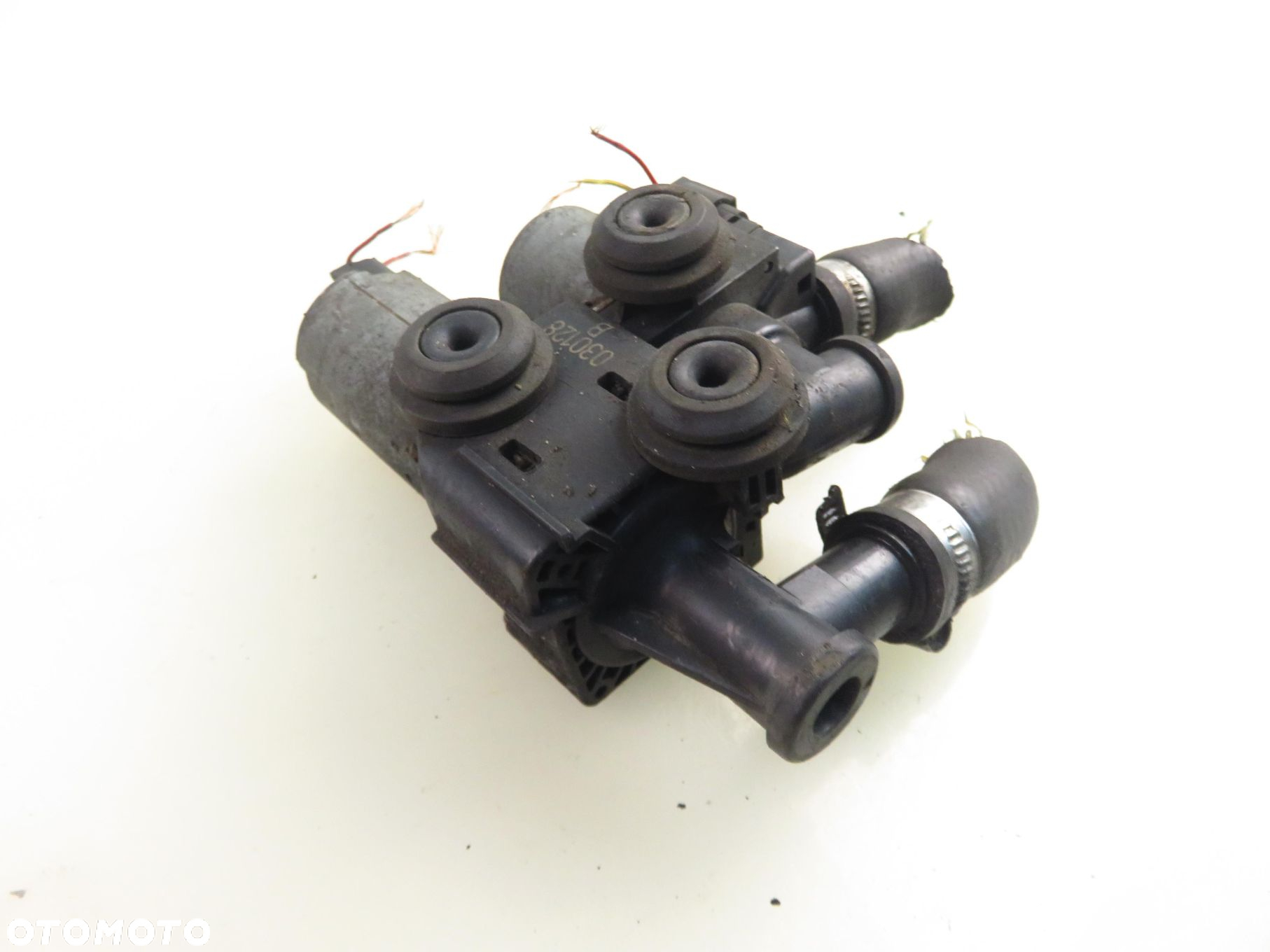 ELEKTROZAWÓR WODY BMW 3 (E46) 318 i - N42 B20 A 8369807 - 5