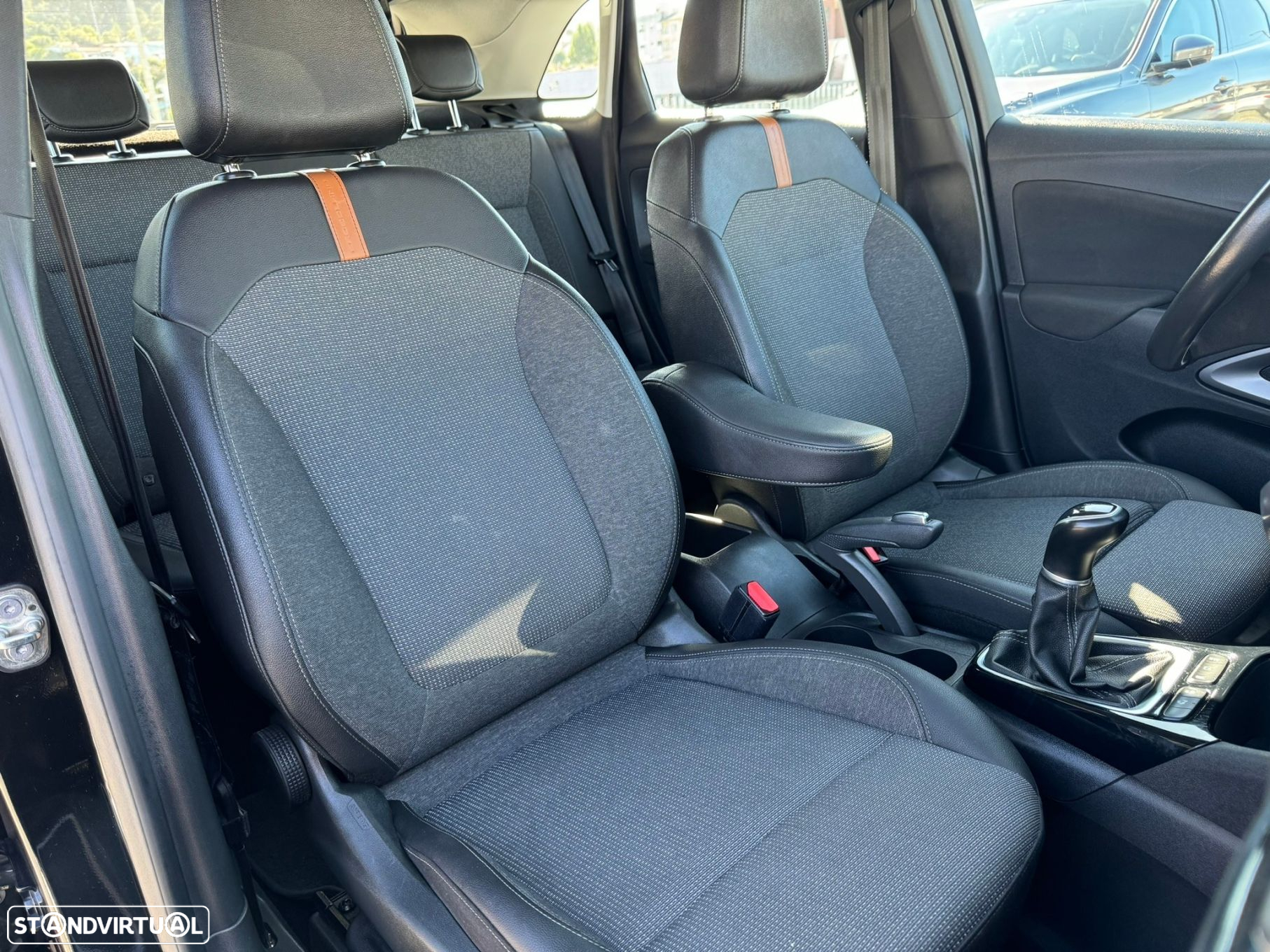 Opel Crossland 1.2 Elegance - 14