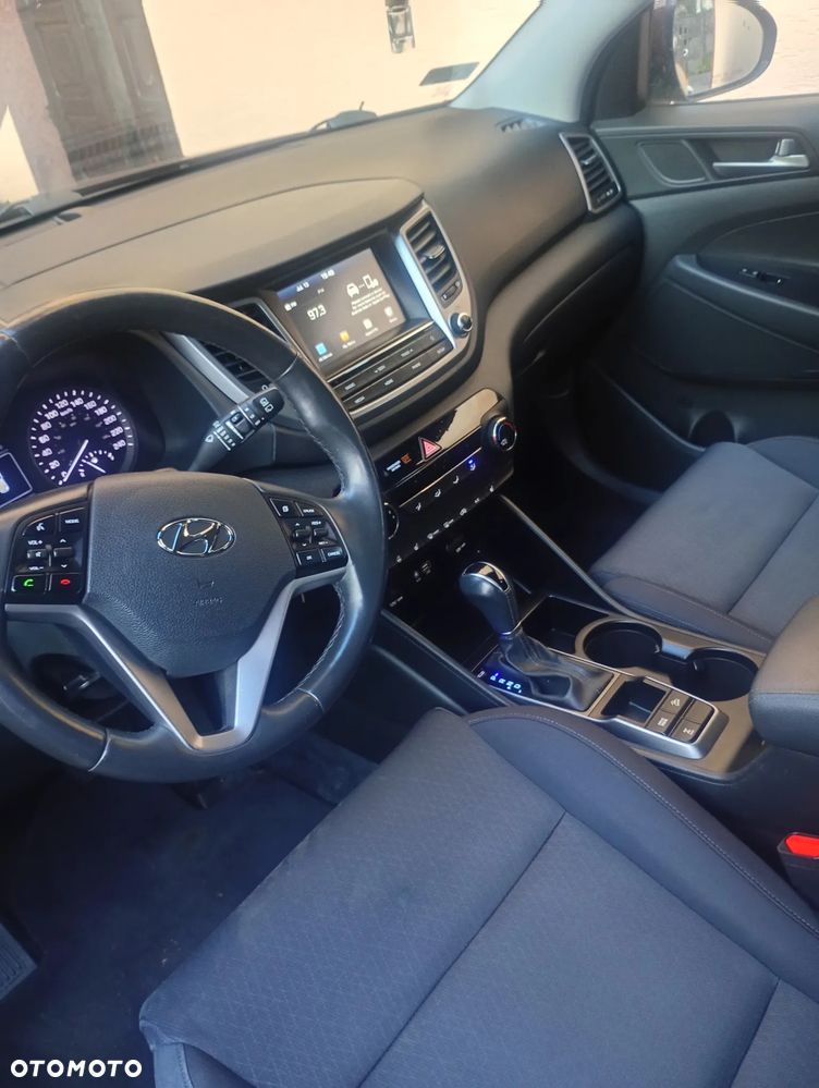 Hyundai Tucson 1.6 GDi 4WD DCT Trend - 8