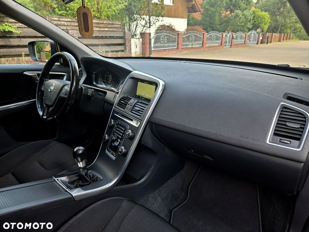 Volvo XC 60 D3 Kinetic - 6