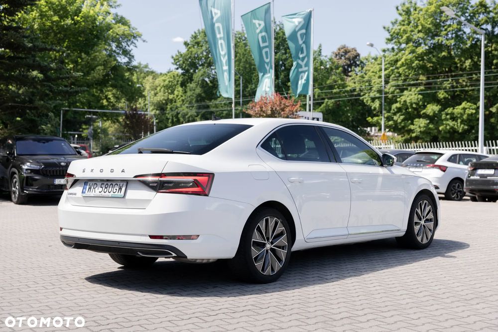 Skoda Superb 2.0 TSI L&K DSG - 8