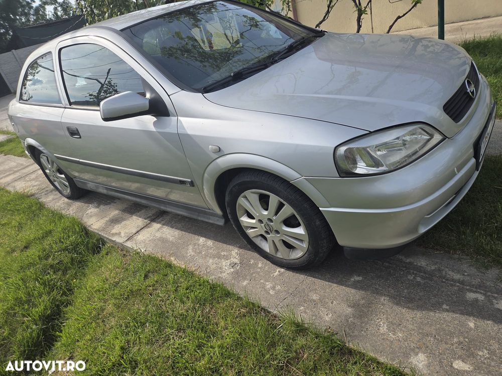 Opel Astra - 2
