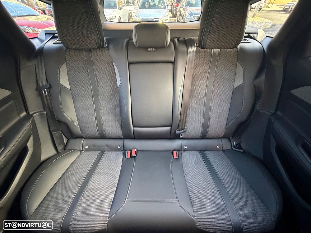 Peugeot 308 SW - 11