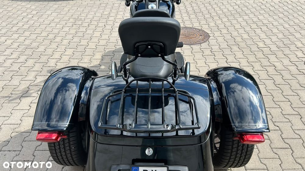 Harley-Davidson Trike Freewheeler - 11