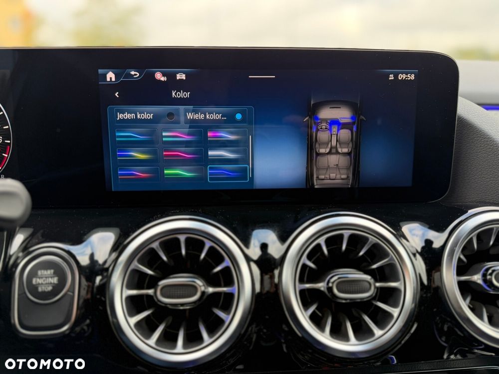 Mercedes-Benz GLA 250 e PHEV AMG Line 8G-DCT - 22