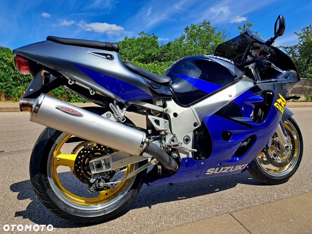 Suzuki GSX-R - 11
