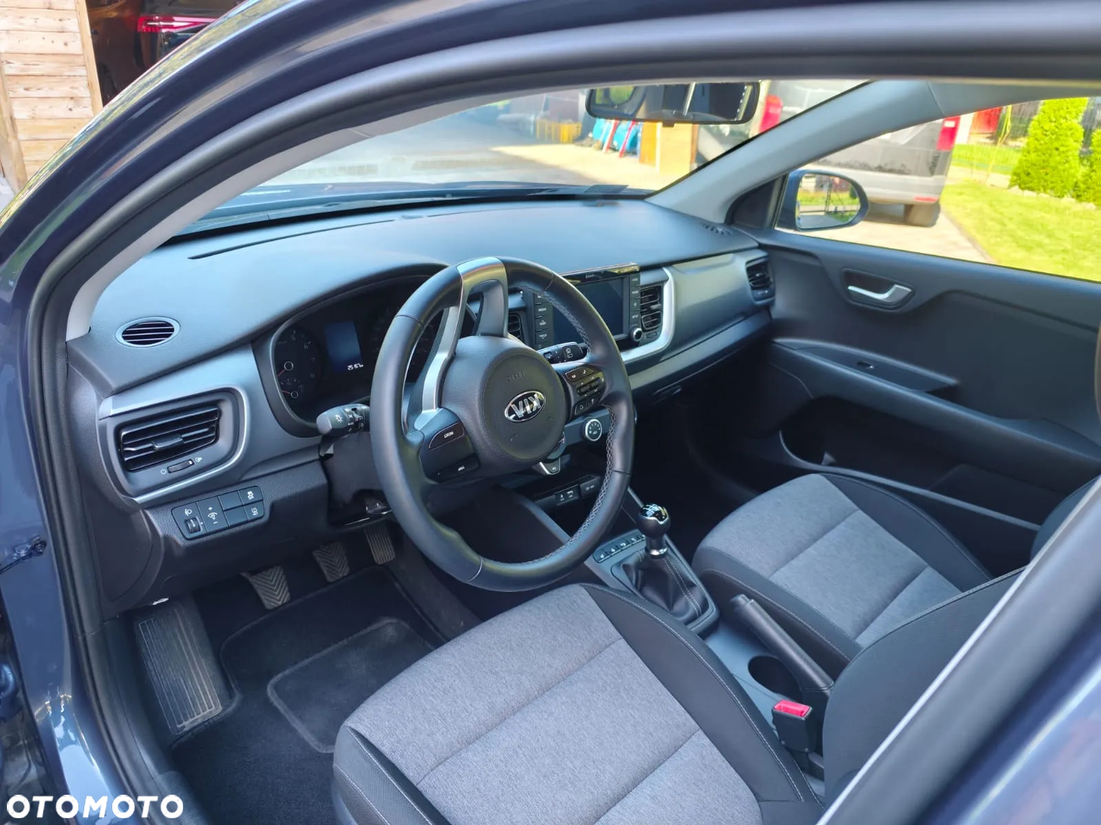 Kia Stonic 1.2 M - 12