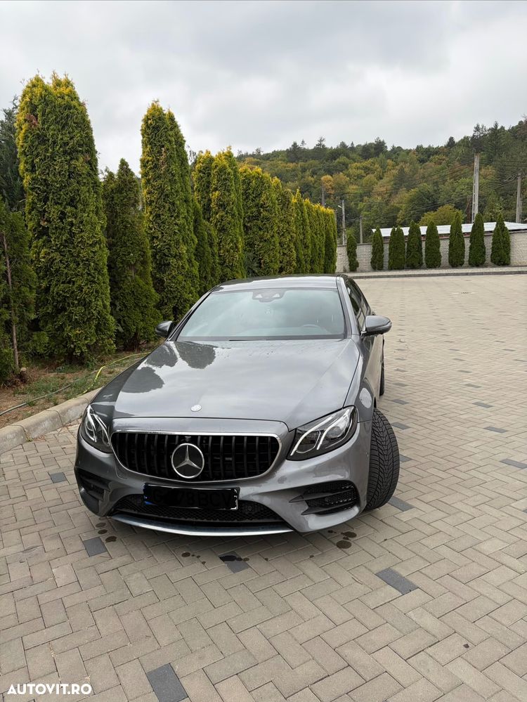 Mercedes-Benz E - 1