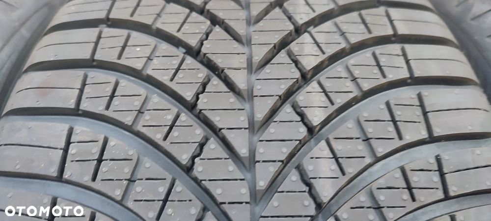 Opony Całoroczne Goodyear Vector 4Seasons 255/45/19 104W XL 2025r Dot 34/25 Starogard Gdański - Wysyłka !!! Nówka - 4