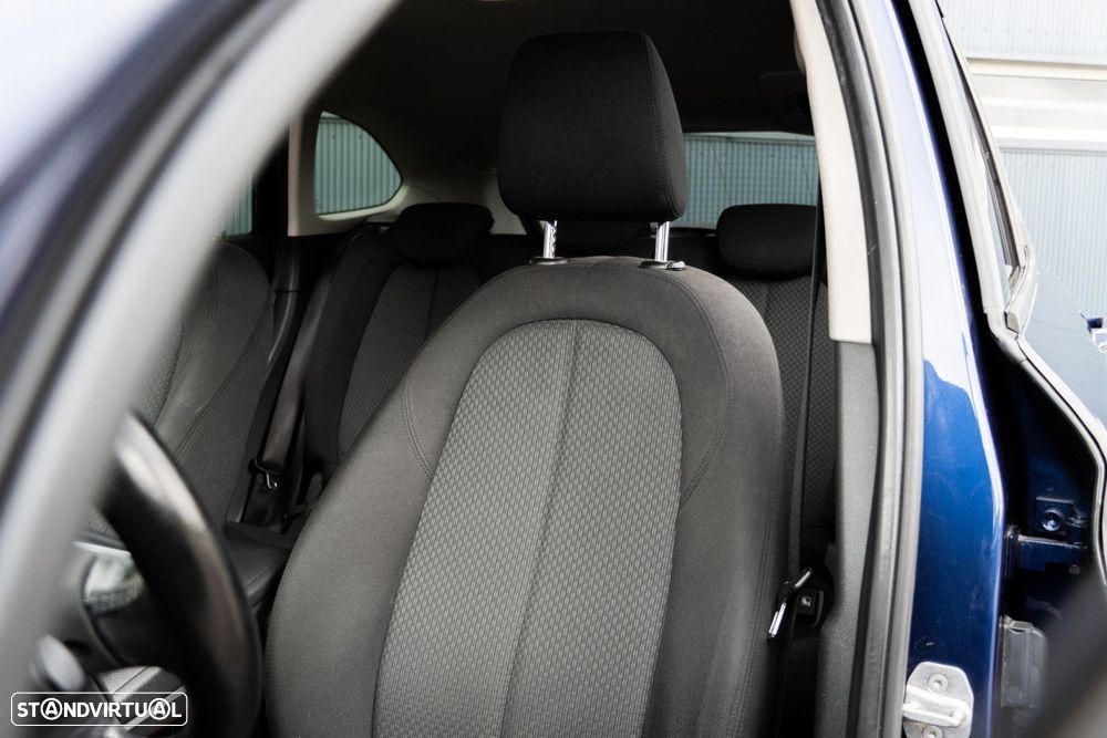 BMW X1 16 d sDrive Advantage - 28