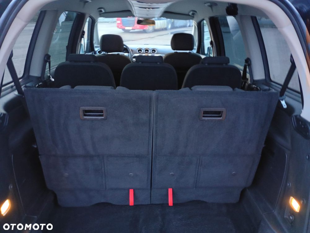 Ford Galaxy 2.0 TDCi Ambiente - 18