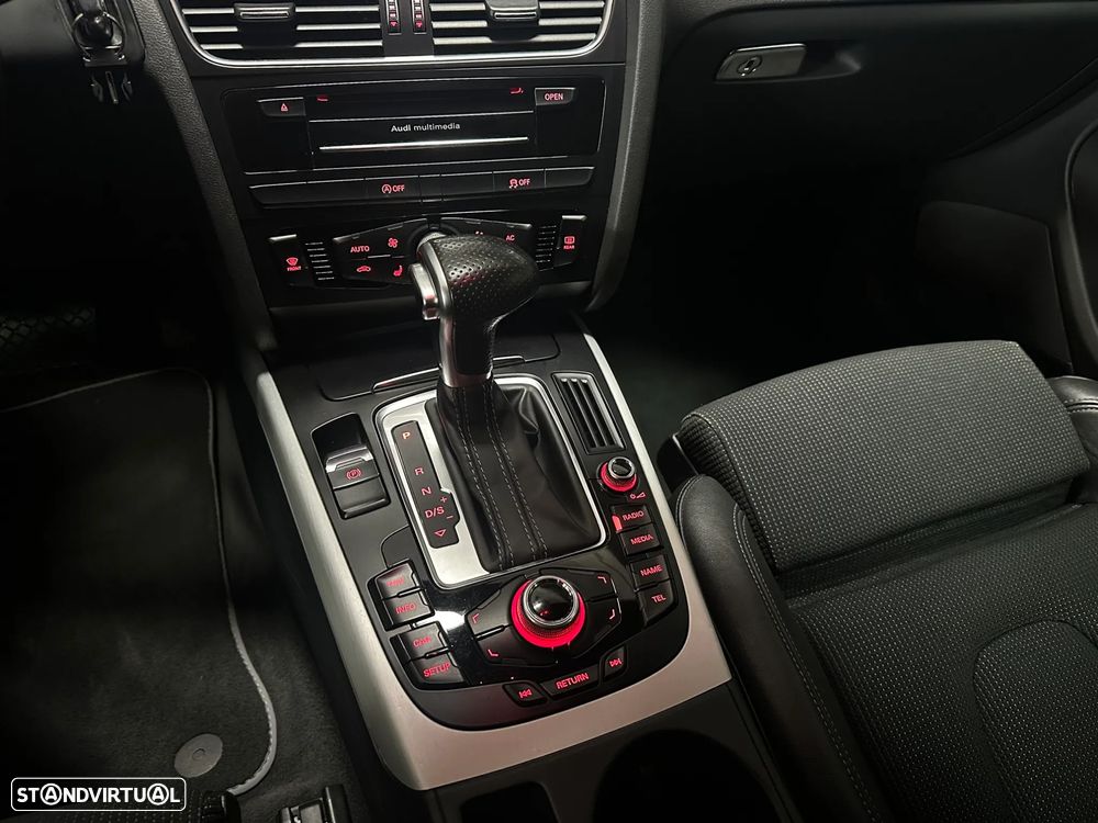 Audi A4 Avant 2.0 TDI multitronic S-line - 48