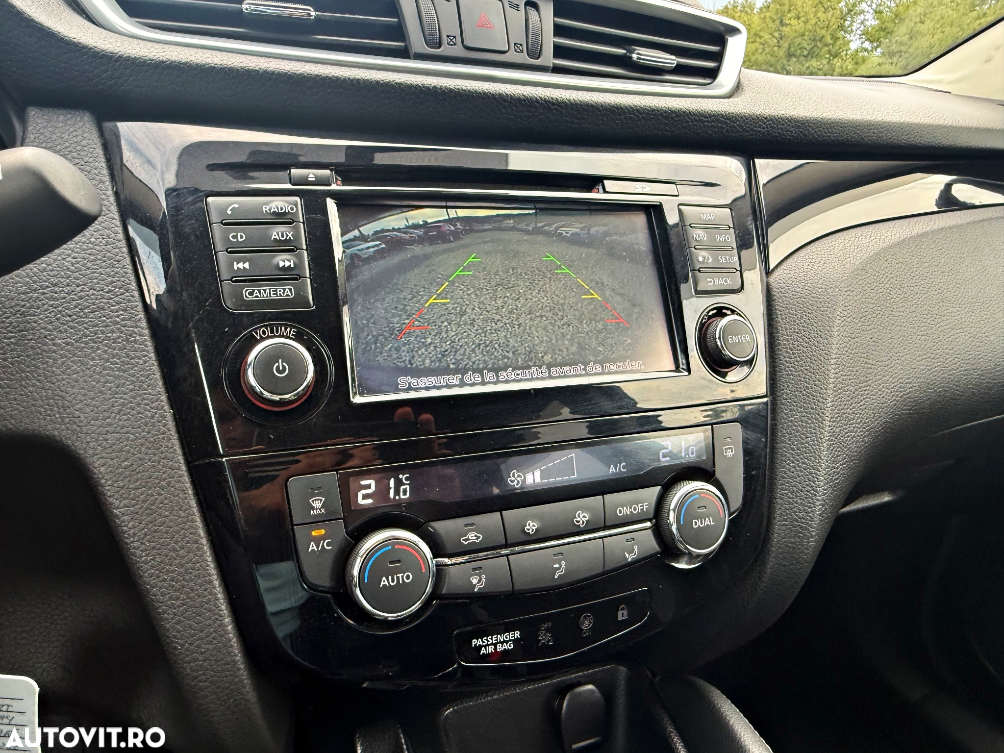 Nissan Qashqai 1.2 DIG-T TEKNA - 27