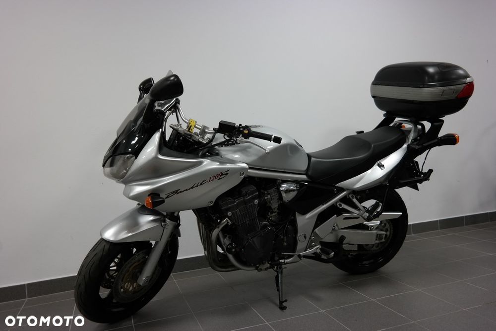 Suzuki Bandit - 26