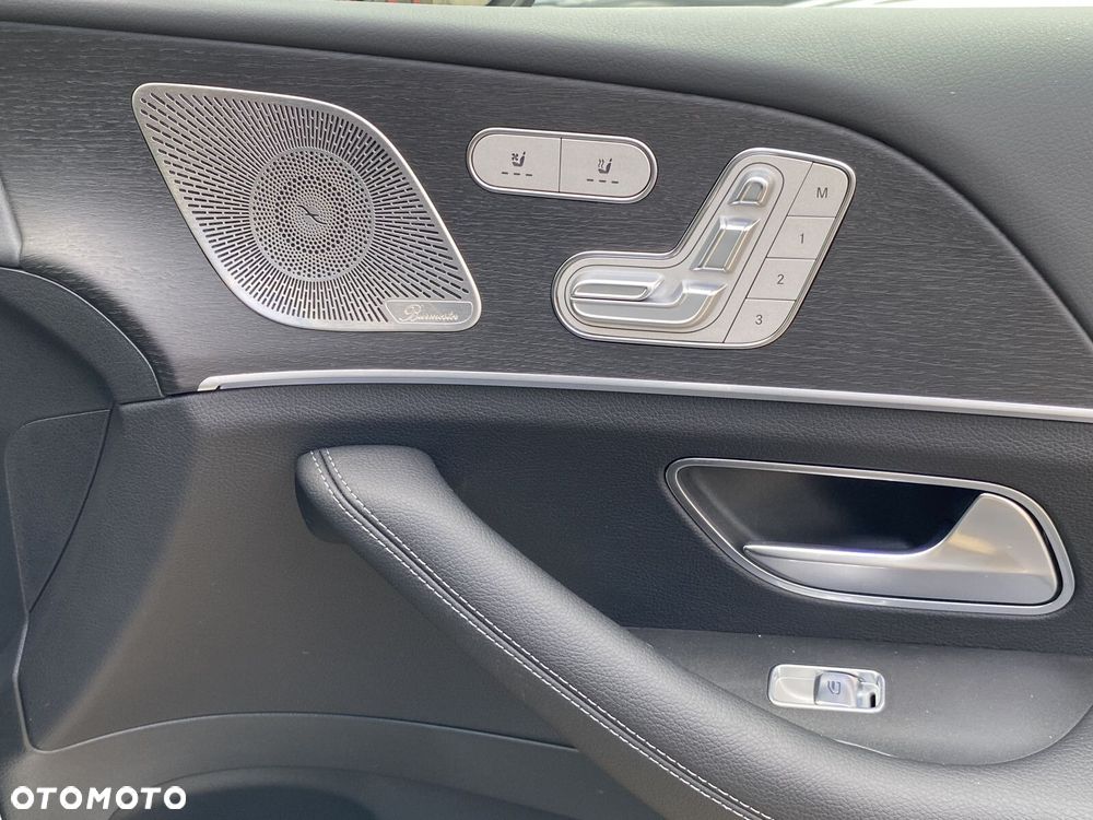 Mercedes-Benz GLE - 23