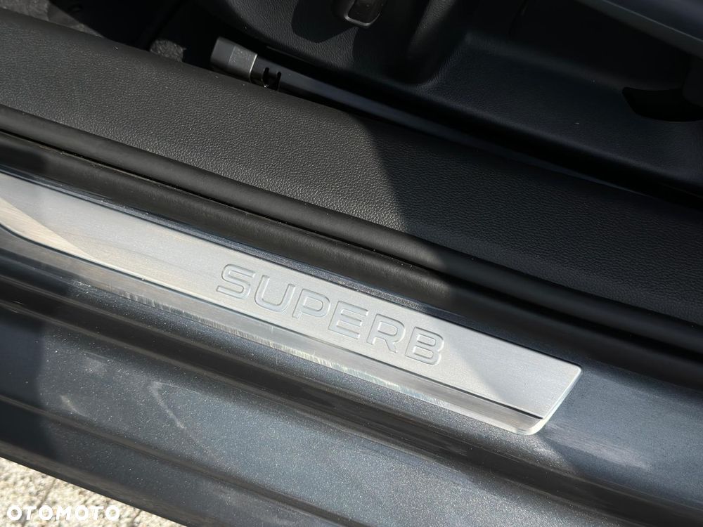 Skoda Superb 1.5 TSI mHEV Selection DSG - 8