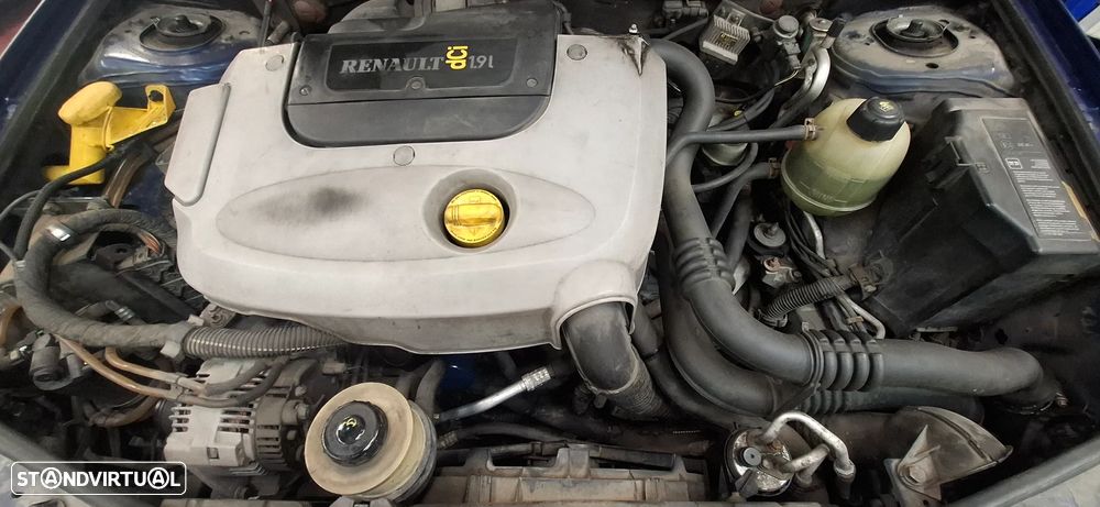 Renault Mégane 1.9 dCi Privilège - 14