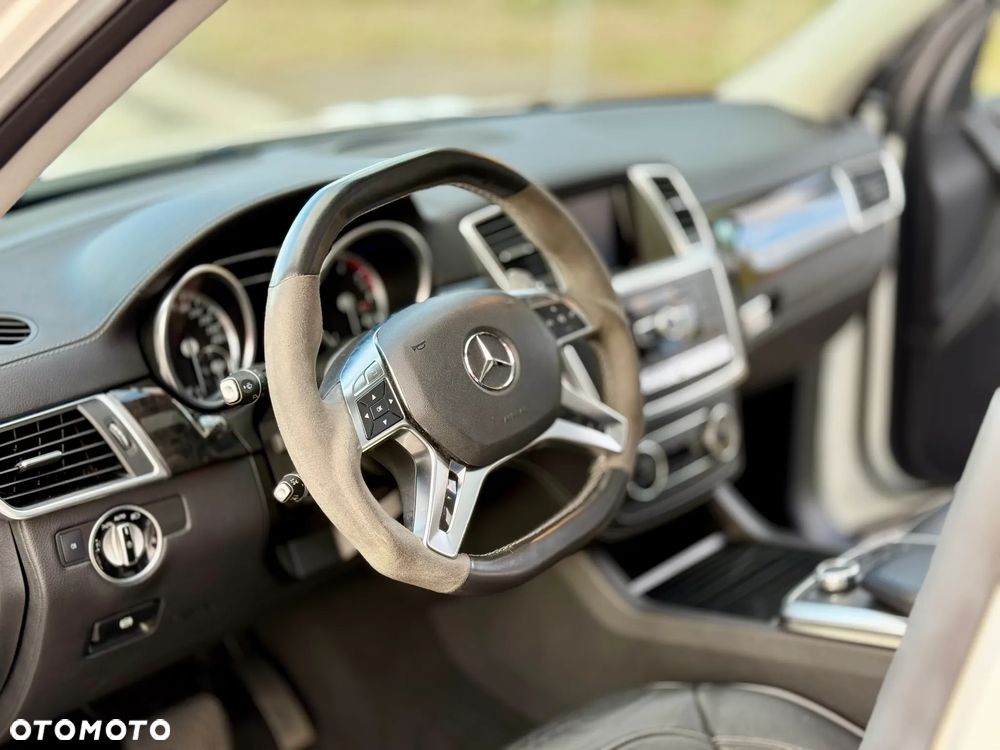 Mercedes-Benz GL - 9