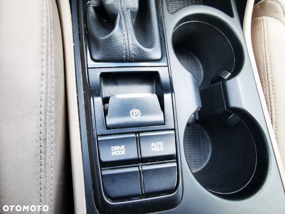 Hyundai Tucson - 12
