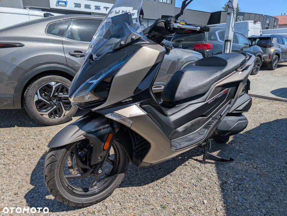 Kymco Downtown - 13
