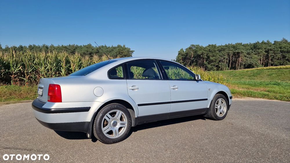 Volkswagen Passat 1.9 TDI - 4