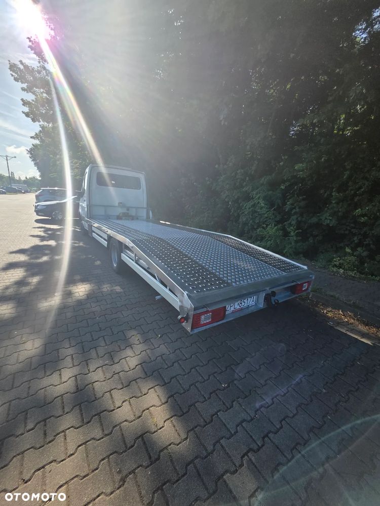 Mercedes-Benz Sprinter - 28