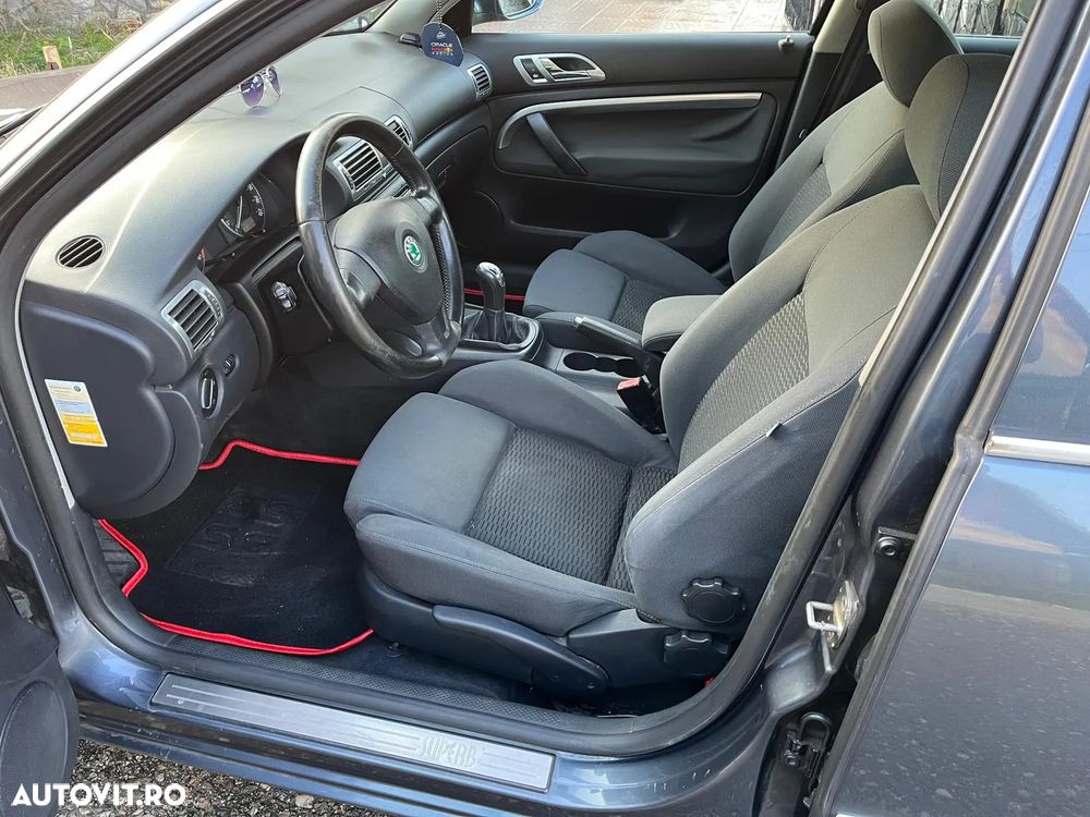 Skoda Superb 2.0 TDI Comfort - 11
