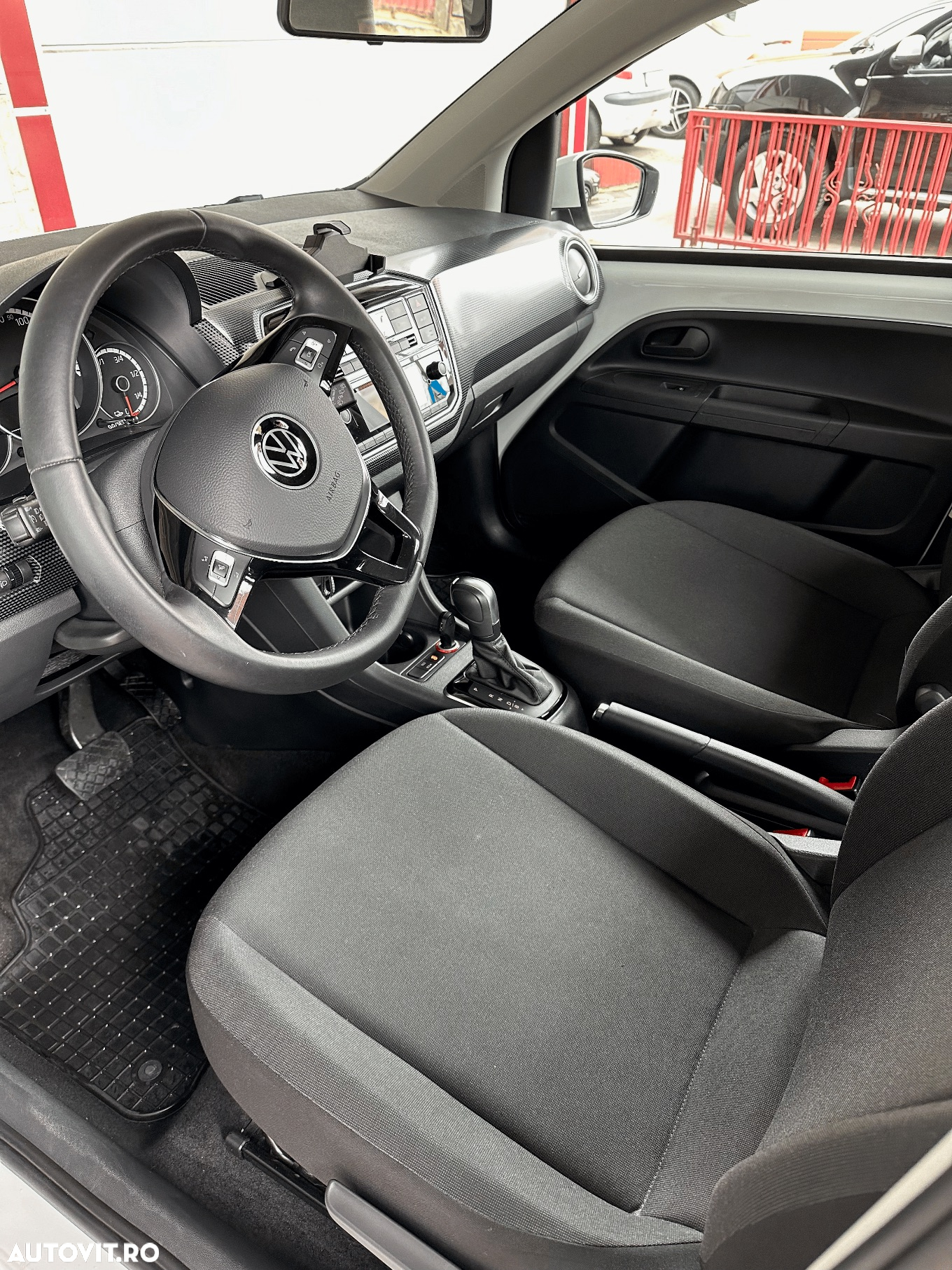Volkswagen up! e-up! 32.3 kWh - 3