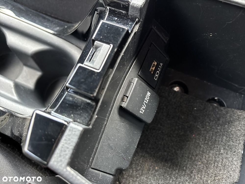 Toyota Corolla 1.8 Hybrid Comfort - 31