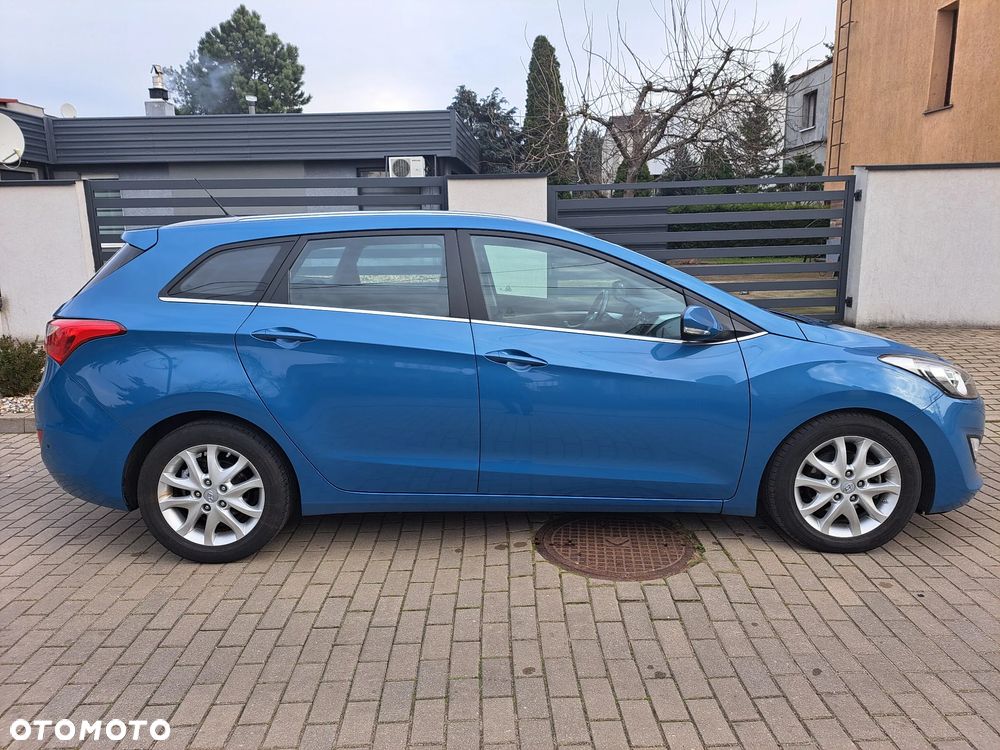 Hyundai i30 i30cw 1.6 CRDi Intro Edition - 14