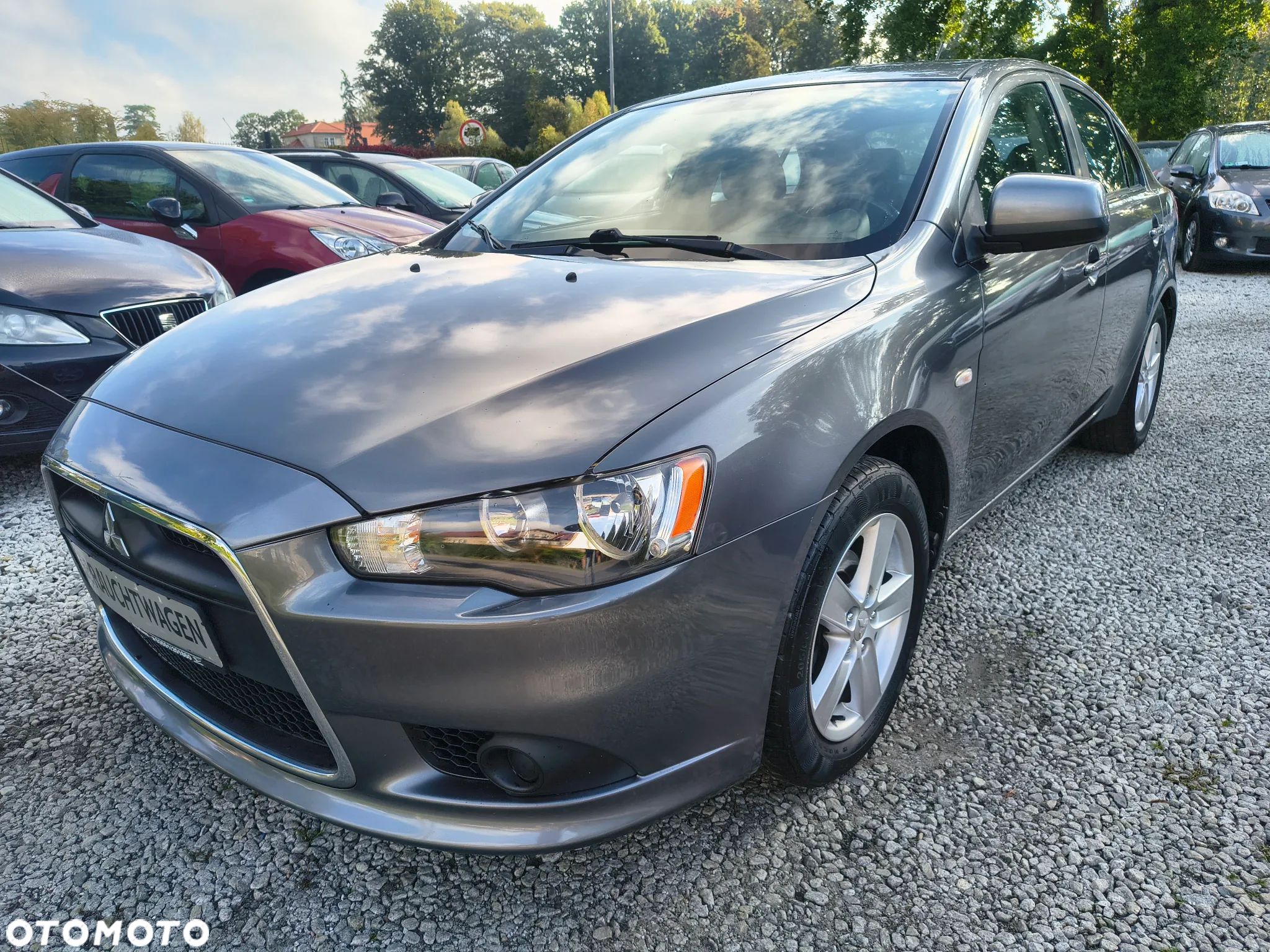 Mitsubishi Lancer 1.8 Inform - 1
