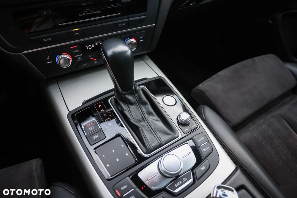 Audi A6 Avant 2.0 TDI Ultra DPF S tronic - 29