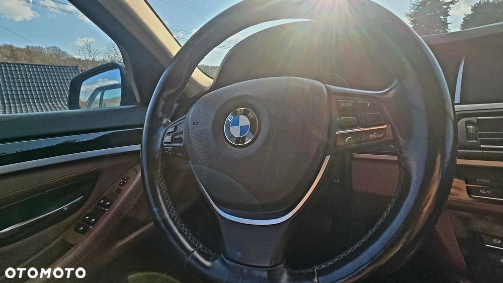 BMW Seria 5 520d xDrive - 19