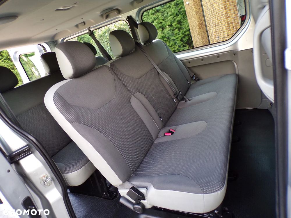 Opel Vivaro L2H1 2.9t - 23