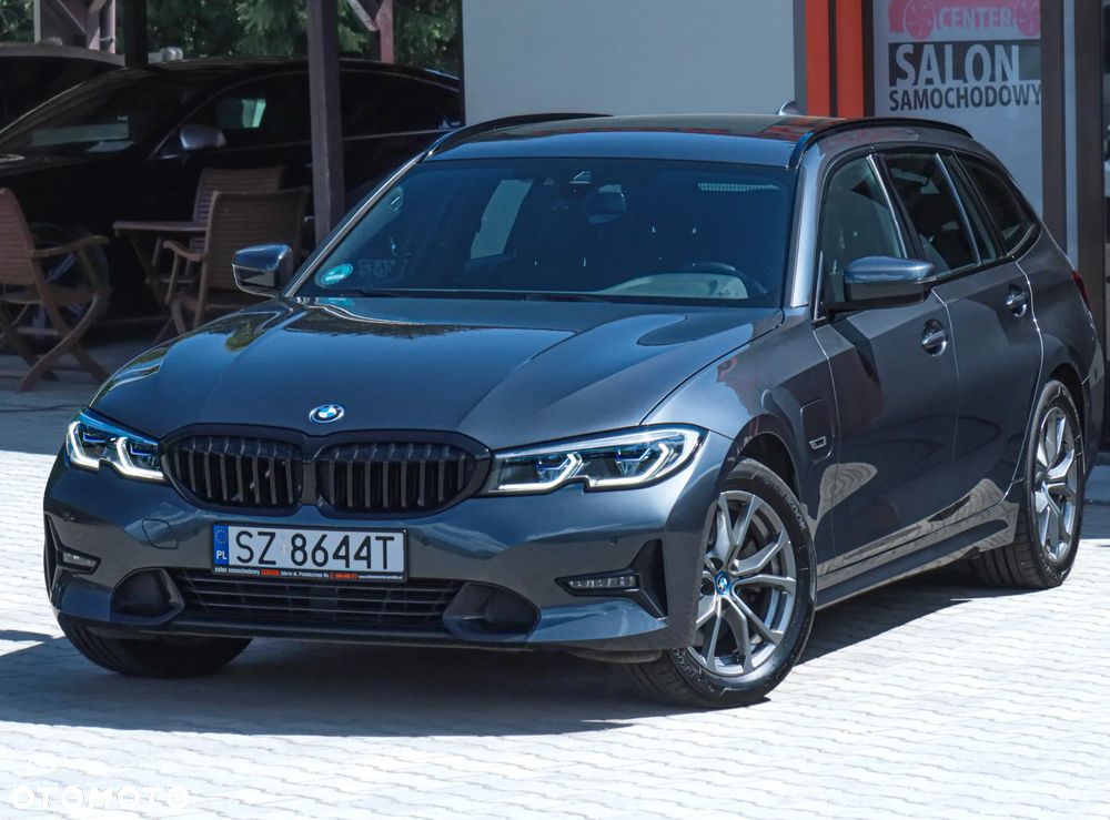 BMW Seria 3 330e Sport Line - 41