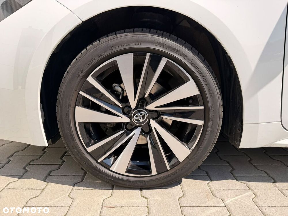 Toyota Corolla 1.8 Hybrid Style - 32