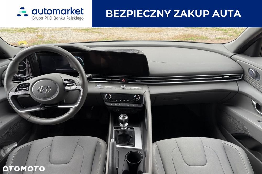 Hyundai Elantra 1.6 Executive - 6