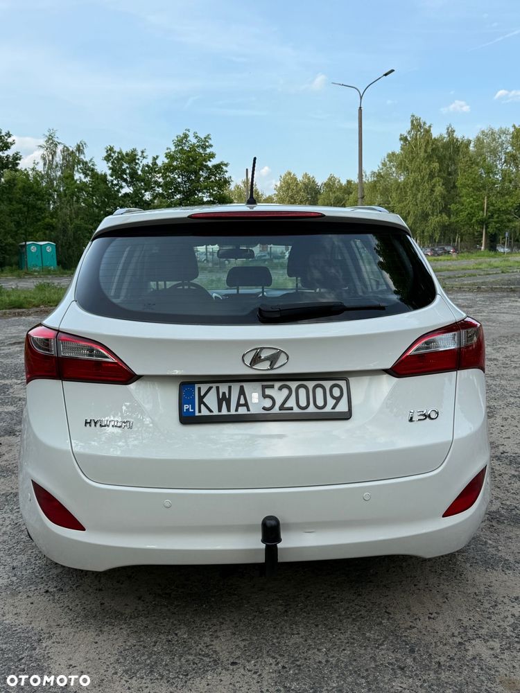 Hyundai i30 1.6 Premium - 10