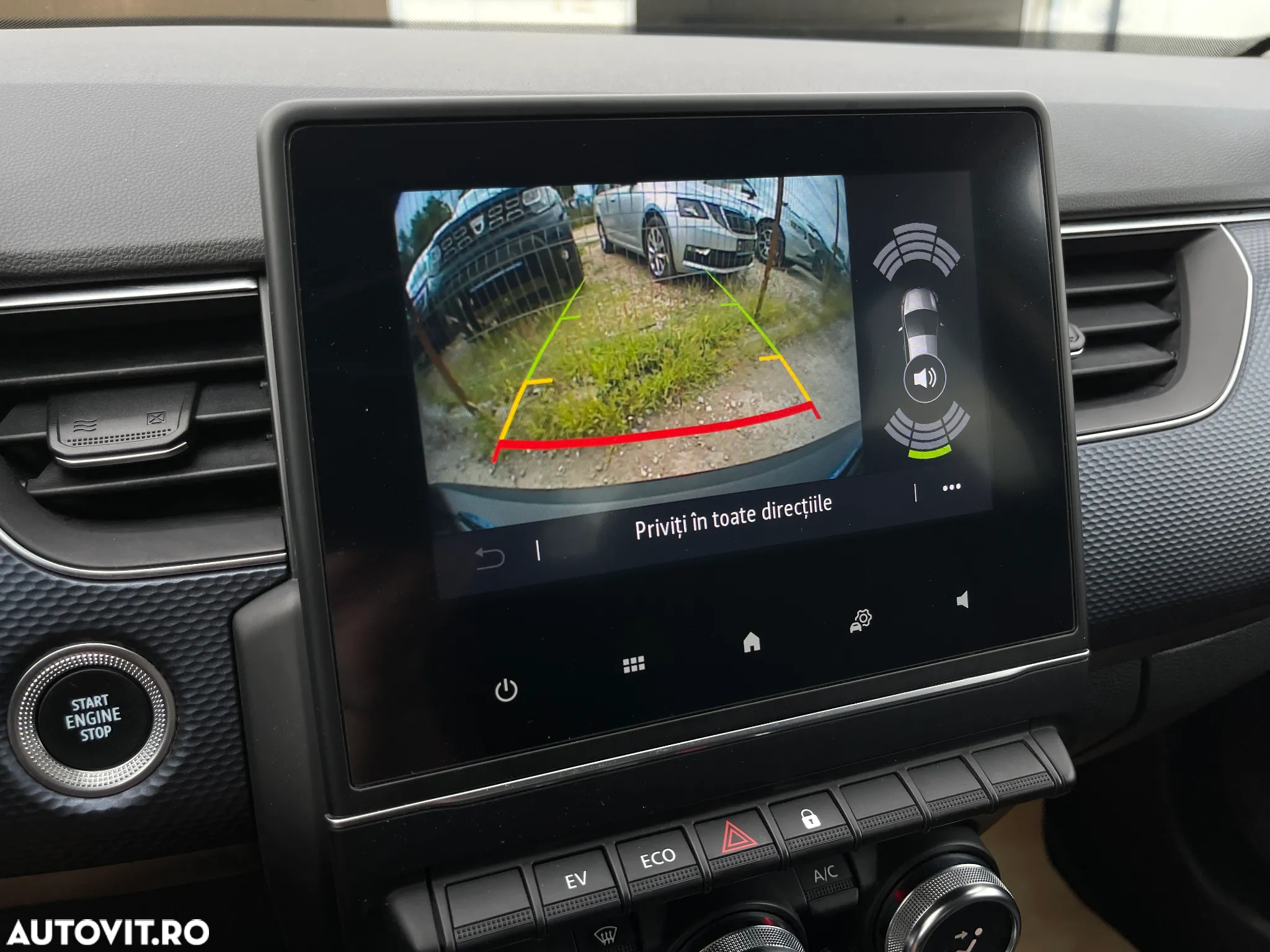 Renault Arkana E-TECH 145 Evolution - 13