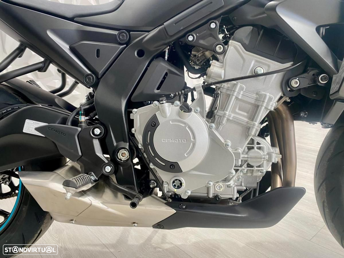 CF Moto 675NK - 8